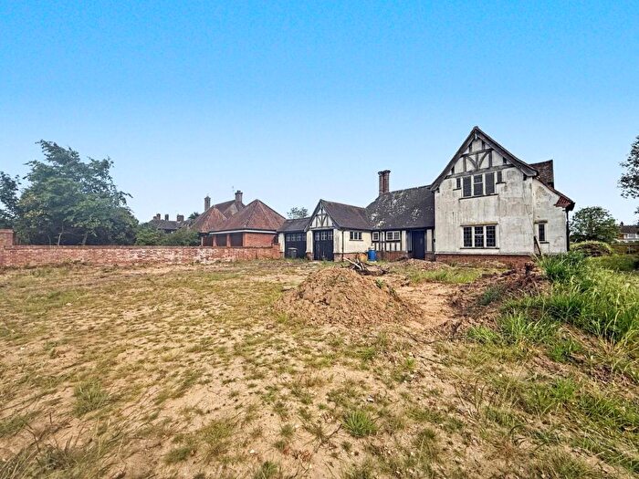 4 Bedroom Detached House For Sale In Rushmere Road, Ipswich, IP4