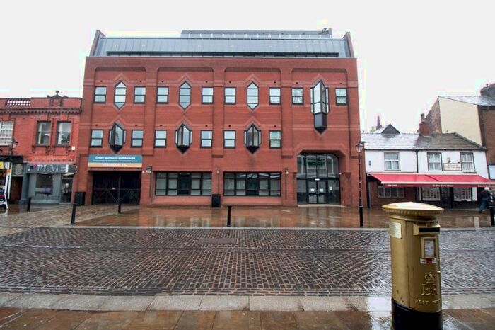 1 Bedroom Flat To Rent In Stoneclough House, Churchgate, Bolton, BL1