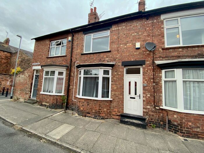 2 Bedroom Terraced House To Rent In Kingston Street/Denes - Darlington, DL3