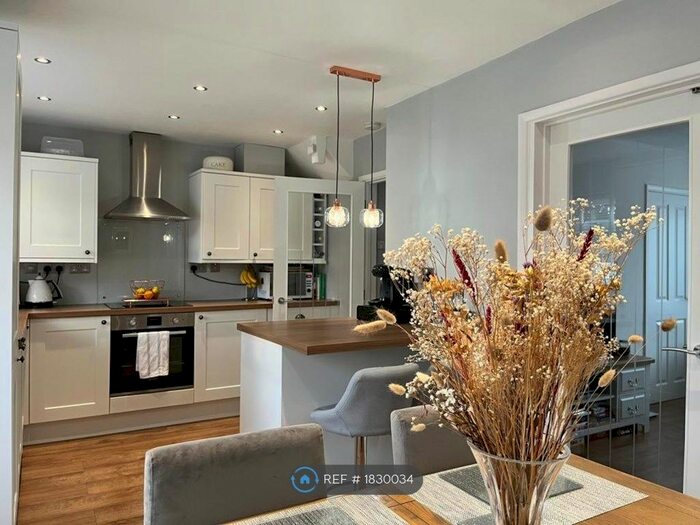 3 Bedroom Semi-Detached House To Rent In Northleigh Close, Loose, Maidstone, ME15