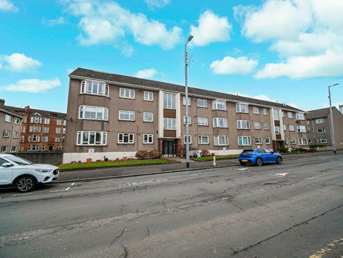 2 Bedroom Flat For Sale In Carmunnock Road, Kings Park, G44