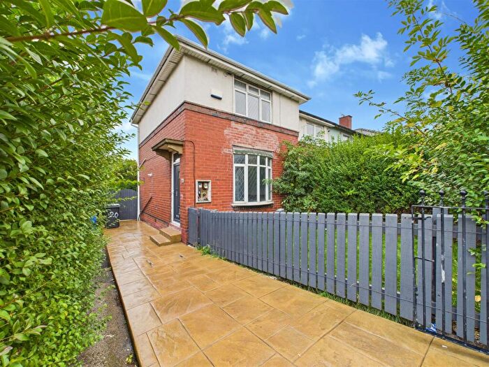 2 Bedroom End Of Terrace House For Sale In Boundary Road, Sheffield, S2