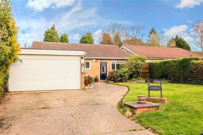 Bungalow For Sale In Viewlands Avenue, Westerham, Kent, TN16