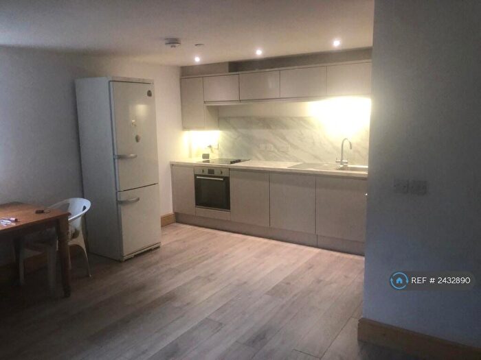 1 Bedroom Flat To Rent In Capel Moriah, Cerrigydrudion, LL21