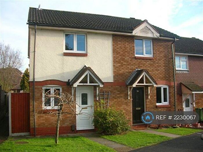 2 Bedroom Terraced House To Rent In Devonshire Gardens, Southampton, SO31