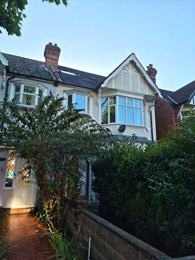 1 Bedroom Flat To Rent In Thrale Road, London, SW16