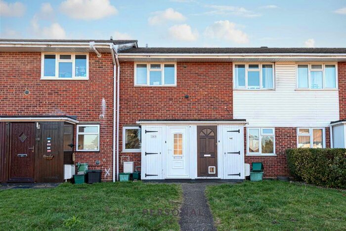 2 Bedroom Maisonette To Rent In Willis Close, Epsom, KT18