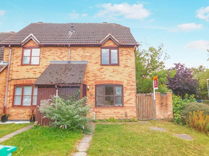 2 Bedroom Semi-Detached House To Rent In Heron Drive, Lenton, Nottingham, NG7