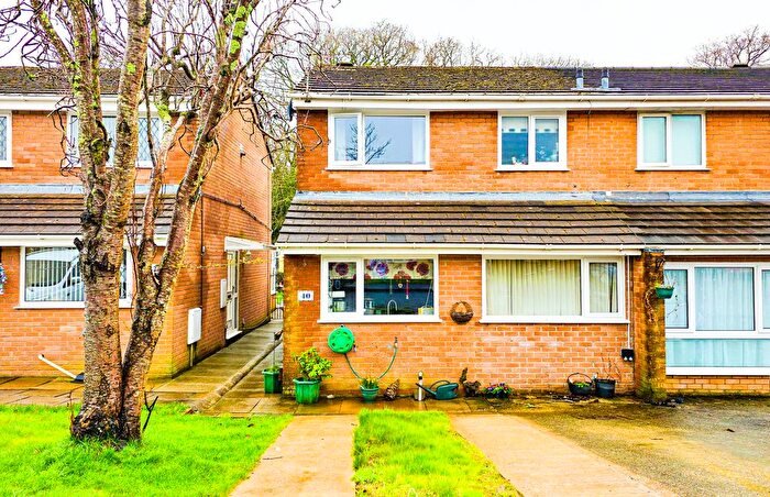 3 Bedroom Semi-Detached House For Sale In Clos Alltygog, Swansea, SA4