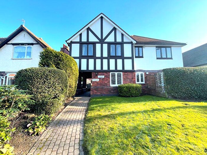 1 Bedroom Apartment For Sale In Ashford Court, Walmley Road, Sutton Coldfield, B76