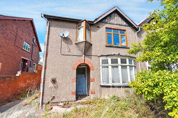 3 Bedroom Semi-Detached House For Sale In Howitt Street, Heanor, DE75