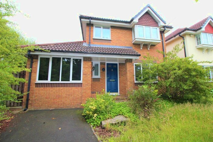 4 Bedroom Detached House To Rent In Yeoford Drive, Altrincham, WA14