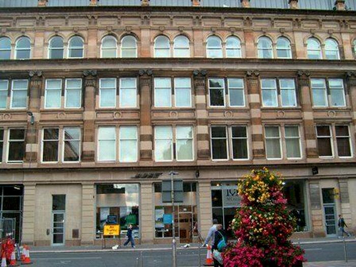 1 Bedroom Flat To Rent In Ingram Street, Glasgow, G1