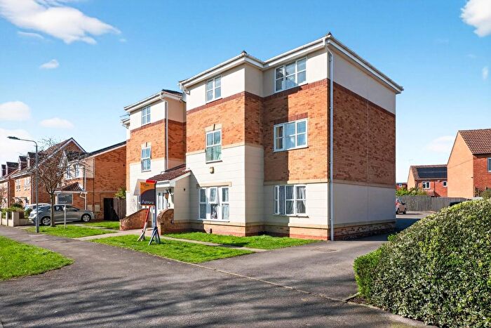 2 Bedroom Flat For Sale In Lilbourne Drive, York, YO30