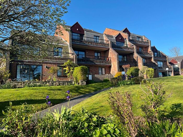 2 Bedroom Flat For Sale In Park Road, Swanage, Dorset, BH19