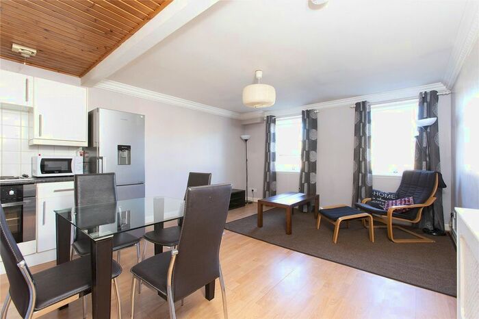 1 Bedroom Flat To Rent In Caledonian Crescent, Dalry, Edinburgh, EH11