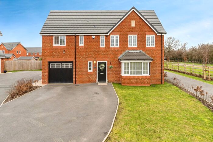 4 Bedroom Detached House For Sale In Summerhays Close, Wigan, WN6