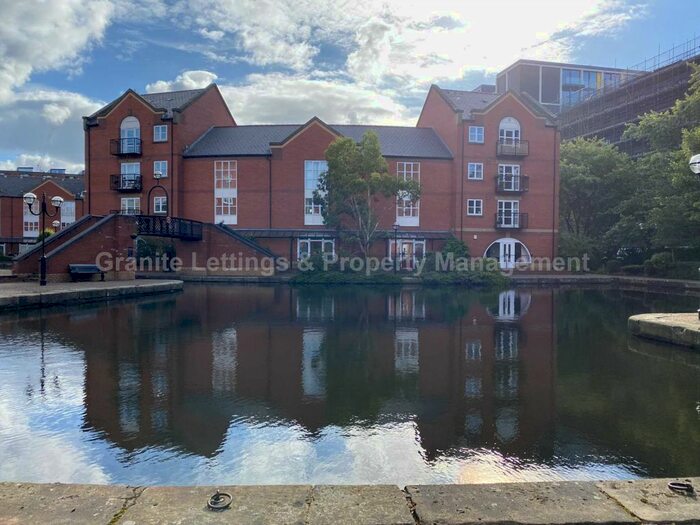 4 Bedroom Flat To Rent In Thomas Telford Basin, Piccadilly Village, Manchester, M1
