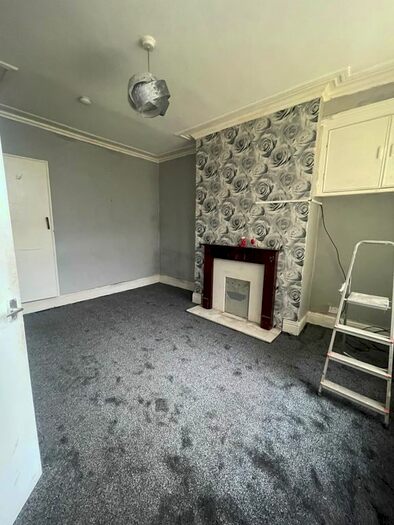2 Bedroom Terraced House To Rent In Mavis Street, Bradford, BD3