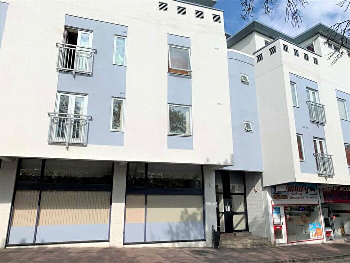 1 Bedroom Flat To Rent In Counting House, Banbury Town Centre, OX16