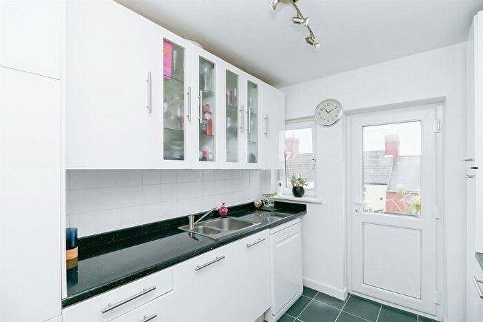 3 Bedroom Terraced House For Sale In Porthkerry Road, Barry, CF62