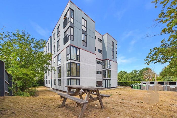 2 Bedroom Flat For Sale In Earlswood Way, Colchester, CO2