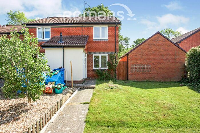 2 Bedroom Terraced House To Rent In Wythemede, Binfield, Bracknell, RG42