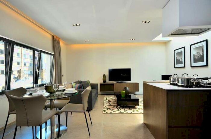 2 Bedroom Flat To Rent In Babmaes Street, St James's, SW1Y