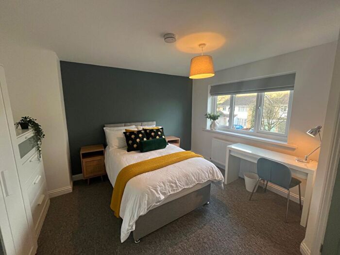 1 Bedroom House To Rent In Frenchay Park Road, Bristol, BS16