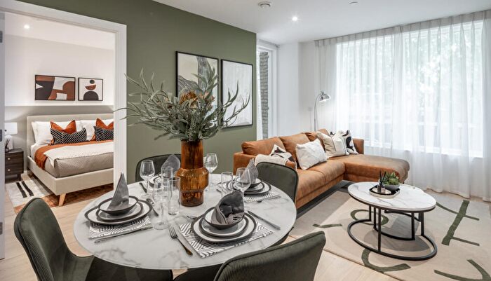 2 Bedroom Flat For Sale In Belmont Street, Camden, London, NW1