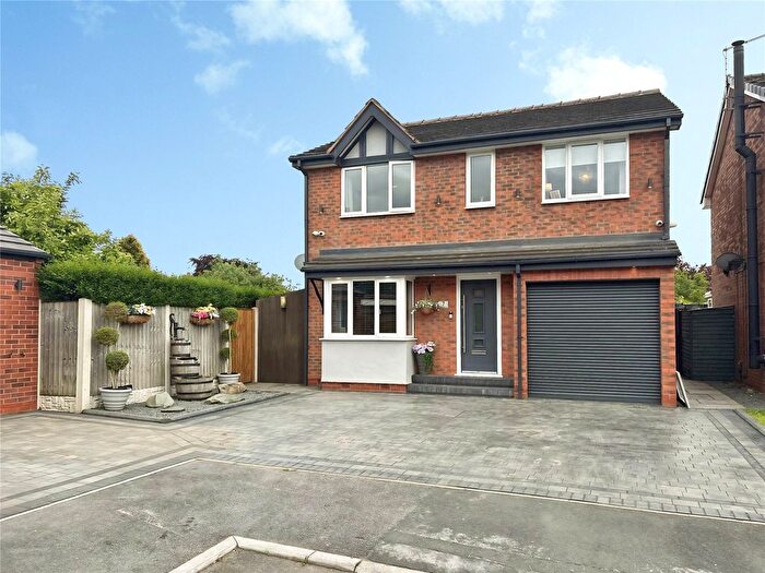 4 Bedroom Detached House To Rent In Fox Grove, Warmsworth, Doncaster, South Yorkshire, DN4