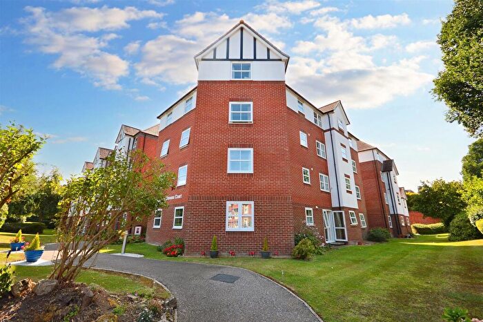 1 Bedroom Retirement Property For Sale In Granville Road, Eastbourne, BN20