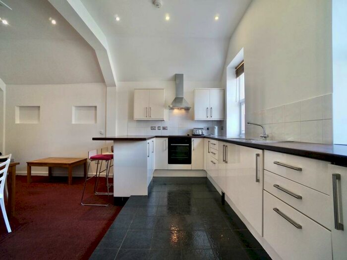 3 Bedroom House To Rent In Ambrose Street, Bangor, LL57