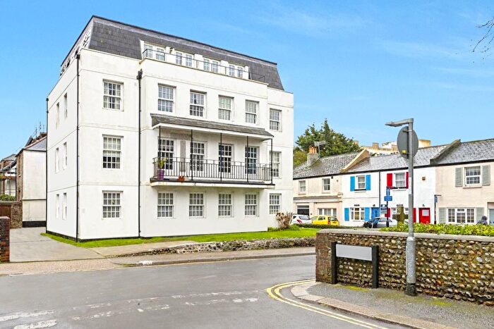 2 Bedroom Flat For Sale In Grosvenor House, Ambrose Place, Worthing, BN11