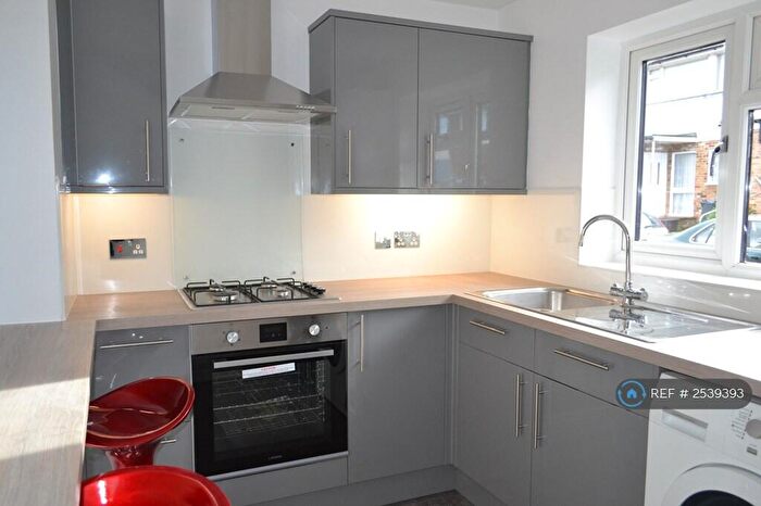 2 Bedroom Flat To Rent In Woodley Hill, Chesham, HP5