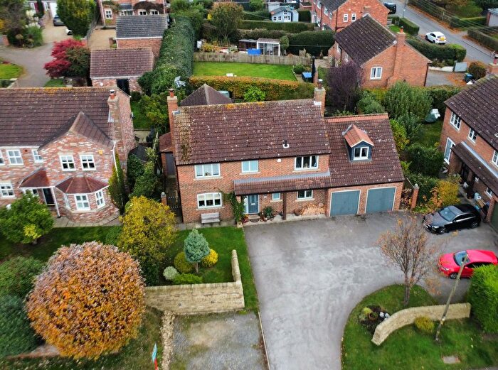 5 Bedroom Detached House For Sale In The Oaks, Brafferton, York, YO61