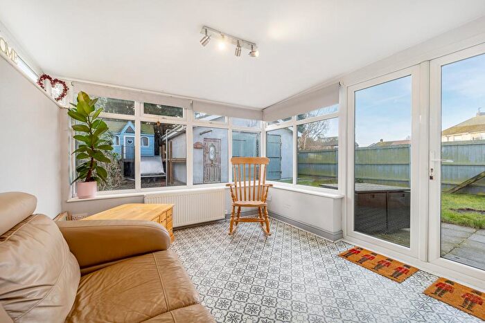 3 Bedroom Semi-Detached House For Sale In West Cobgate, Moulton, PE12