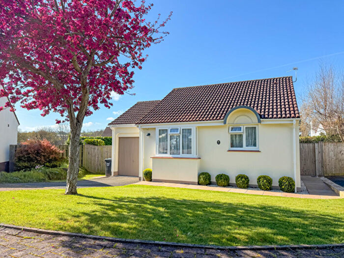 2 Bedroom Bungalow For Sale In Dewberry Drive, Roundswell, EX31
