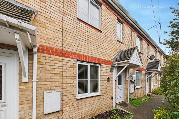 2 Bedroom Terraced House For Sale In Hitchin Street, Biggleswade, Bedfordshire, SG18