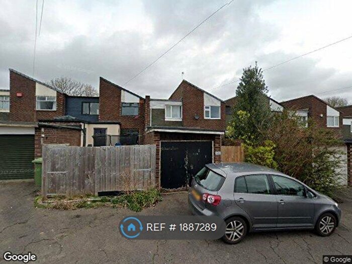 3 Bedroom Semi-Detached House To Rent In Whinway, Washington, NE37