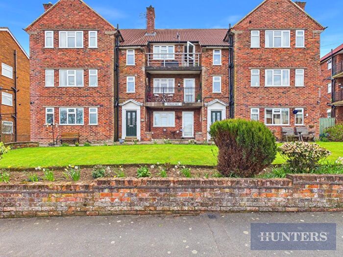 1 Bedroom Flat For Sale In Weydale Avenue, Scarborough, YO12