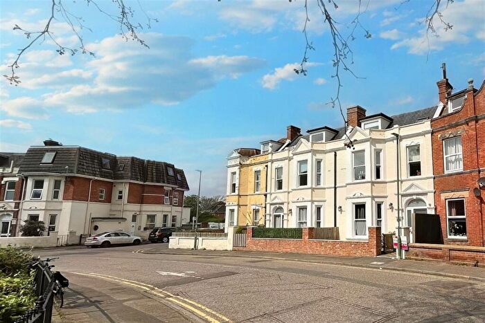 1 Bedroom Flat To Rent In Boscombe, BH1