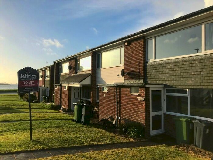 2 Bedroom Terraced House To Rent In Paddock Walk, Watersedge Park, PO6