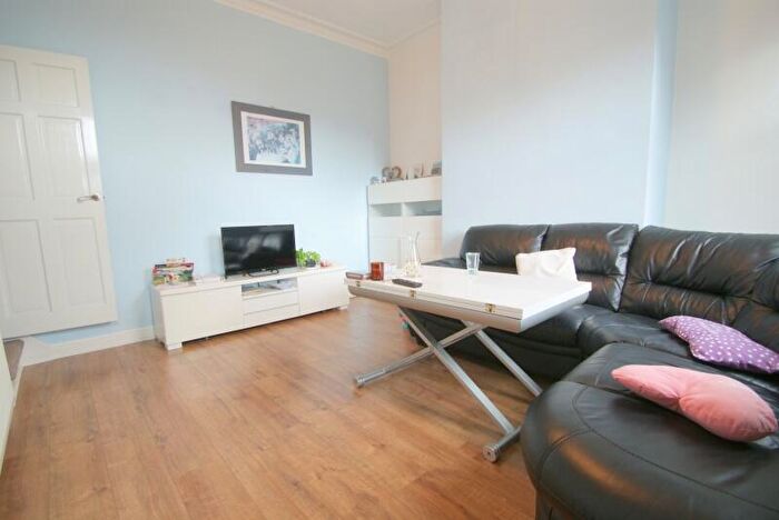 2 Bedroom Terraced House To Rent In Beulah Terrace, Woodhouse, Leeds, LS6