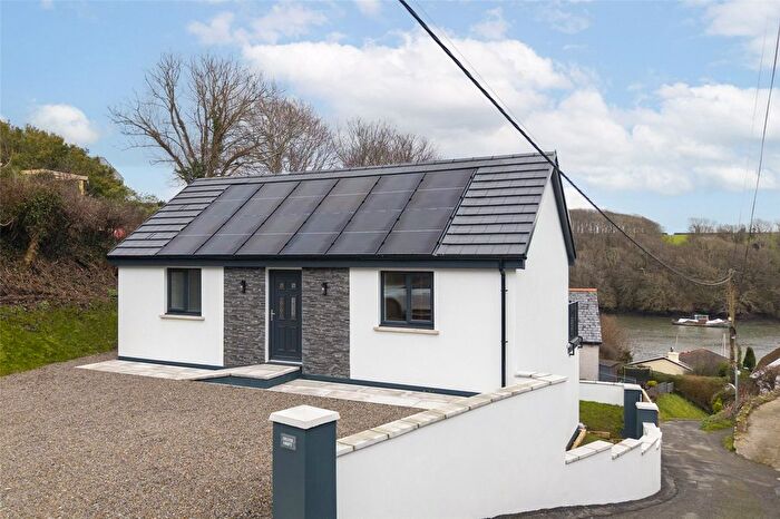 3 Bedroom Detached House For Sale In Silver Drift, Beach Hill, Milford Haven, Pembrokeshire, SA73