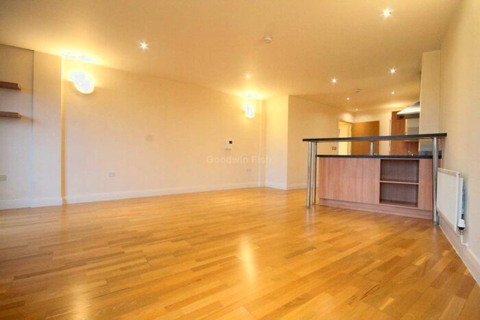 2 Bedroom Flat To Rent In Mere House, Castlefield Locks, Ellesmere Street, Castlefield, M15