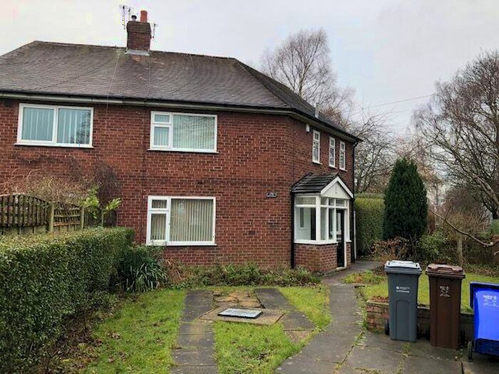 3 Bedroom End Of Terrace House To Rent In Cornishway, Manchester, M22