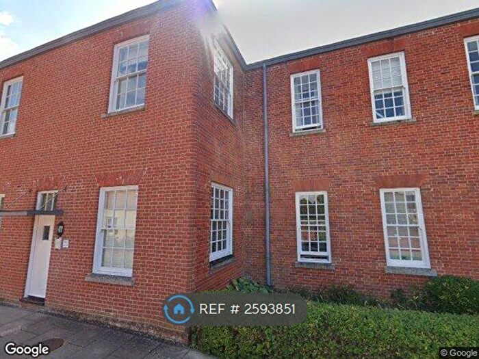 2 Bedroom Flat To Rent In Knowle Avenue, Knowle, Fareham, PO17