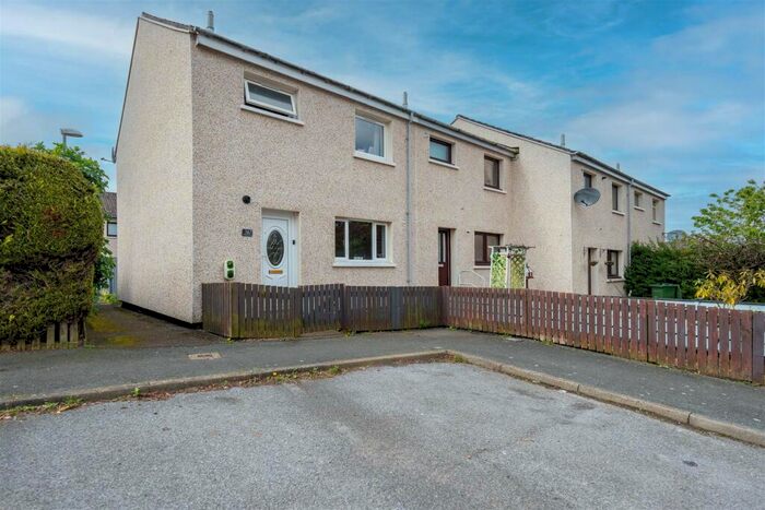 3 Bedroom End Of Terrace House For Sale In Threewells Drive, Forfar, DD8