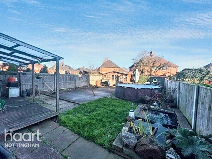 4 Bedroom Semi-Detached House For Sale In Alwyn Road, Broxtowe, NG8